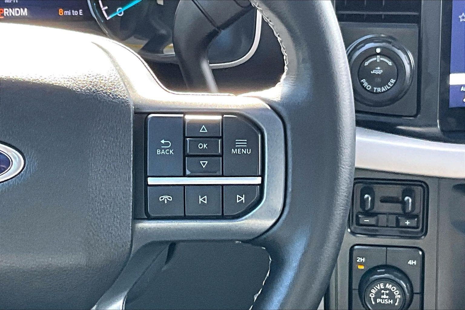 2023 Ford F-150 XLT V8 PANO ROOF