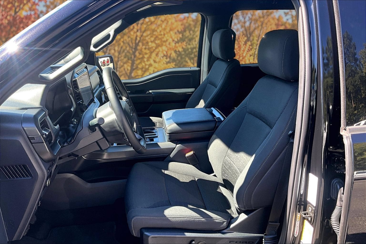 2024 Ford F-150 XLT BLACK PACKAGE