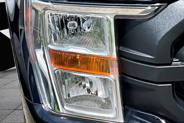 2022 Ford F-150 4WD V8