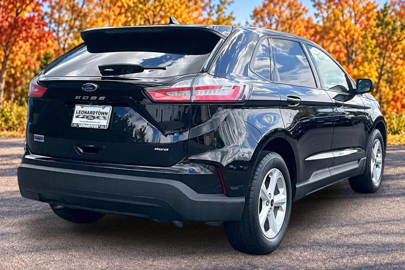 2023 Ford Edge SE