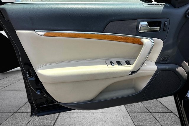 2011 Lincoln MKZ Base