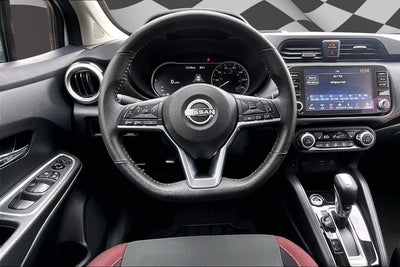 2025 Nissan Versa SR