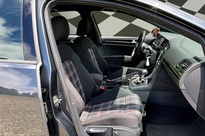 2015 Volkswagen Golf GTI Base