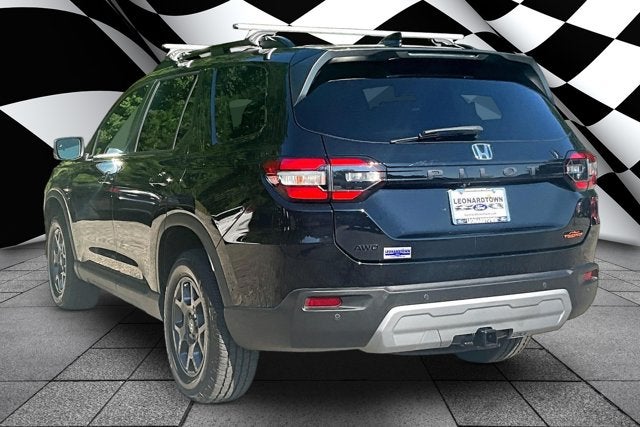 2023 Honda Pilot TrailSport