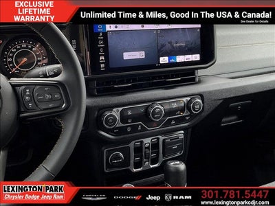 2025 Jeep Wrangler 4-Door Summit 4x4