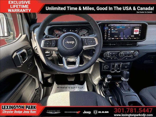 2026 Jeep Wrangler 4-Door Sahara 4x4