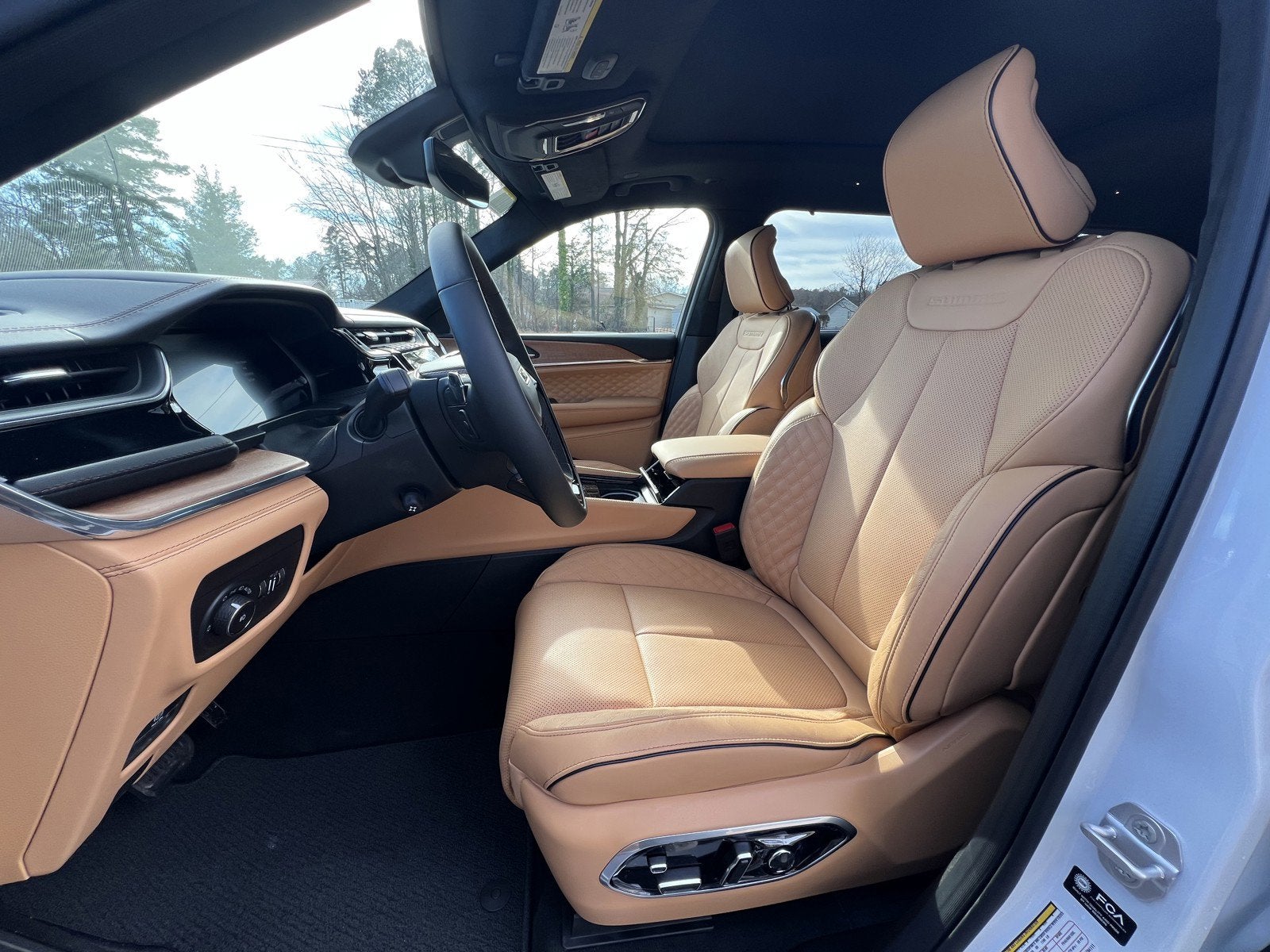 2025 Jeep Grand Cherokee Summit Reserve