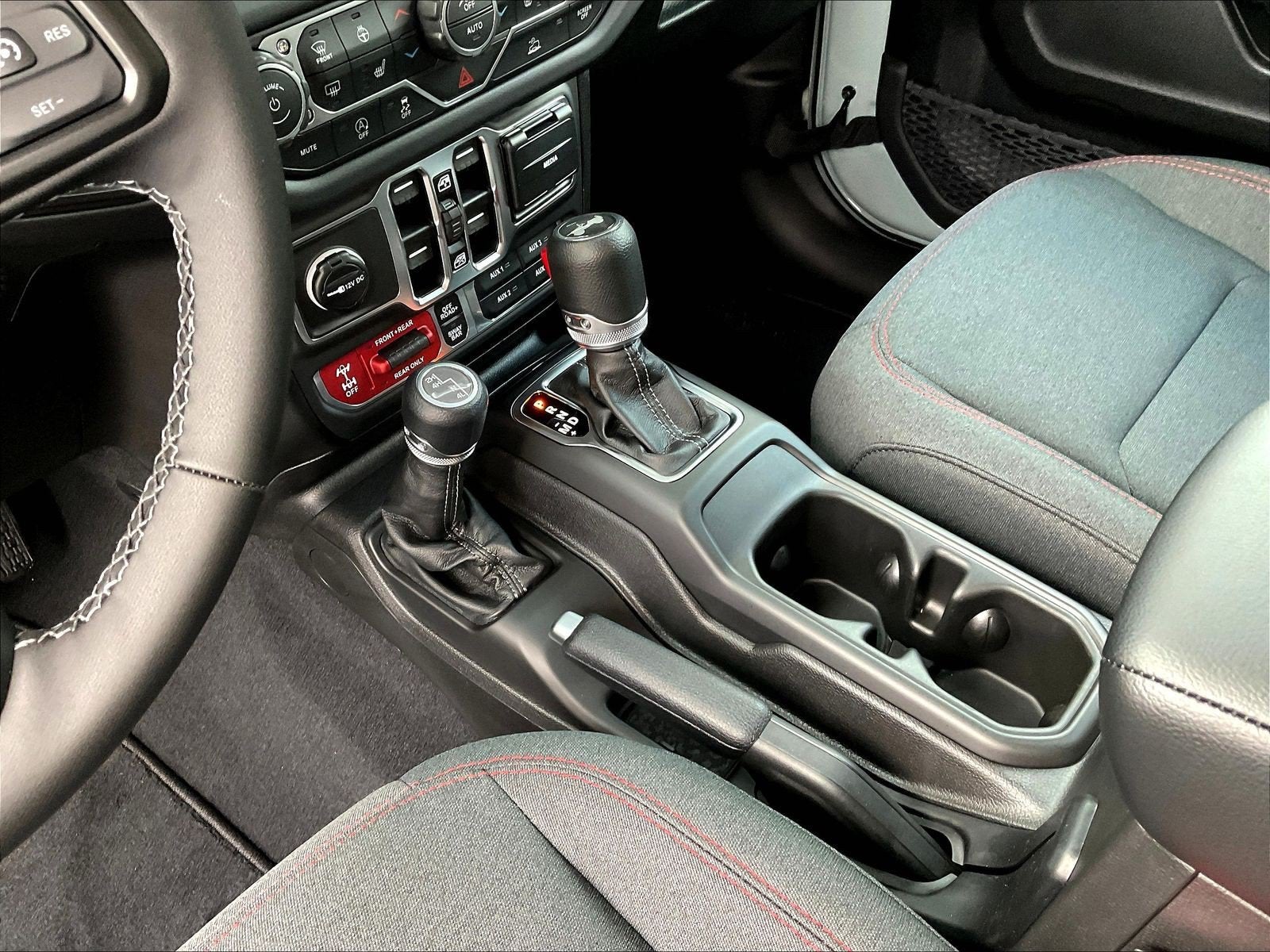 2027 Jeep Wrangler WRANGLER 4-DOOR RUBICON
