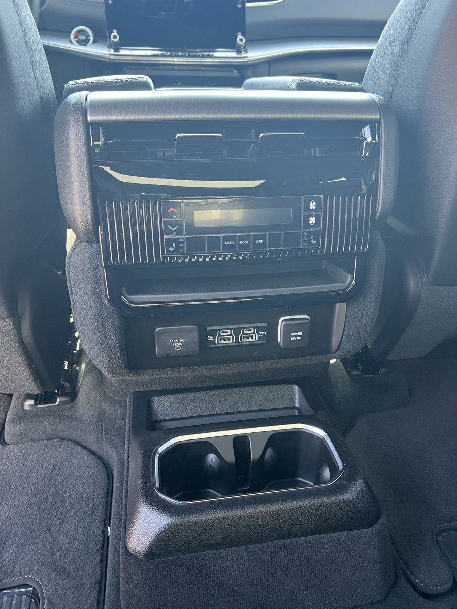 2026 Jeep Grand Wagoneer GRAND WAGONEER LIMITED RESERVE 4X4