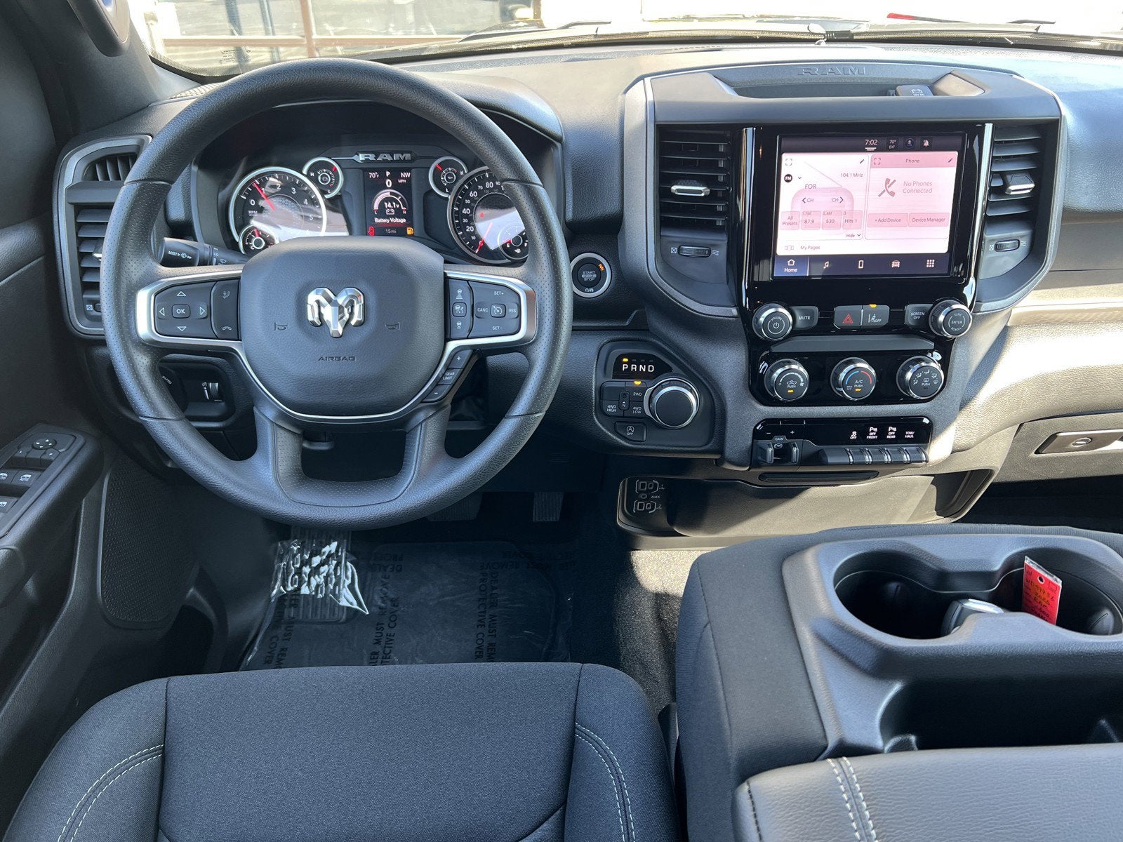 2025 RAM Ram 1500 RAM 1500 TRADESMAN CREW CAB 4X4 5'7' BOX