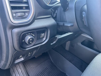 2025 RAM Ram 1500 RAM 1500 BIG HORN QUAD CAB 4X4 6'4' BOX