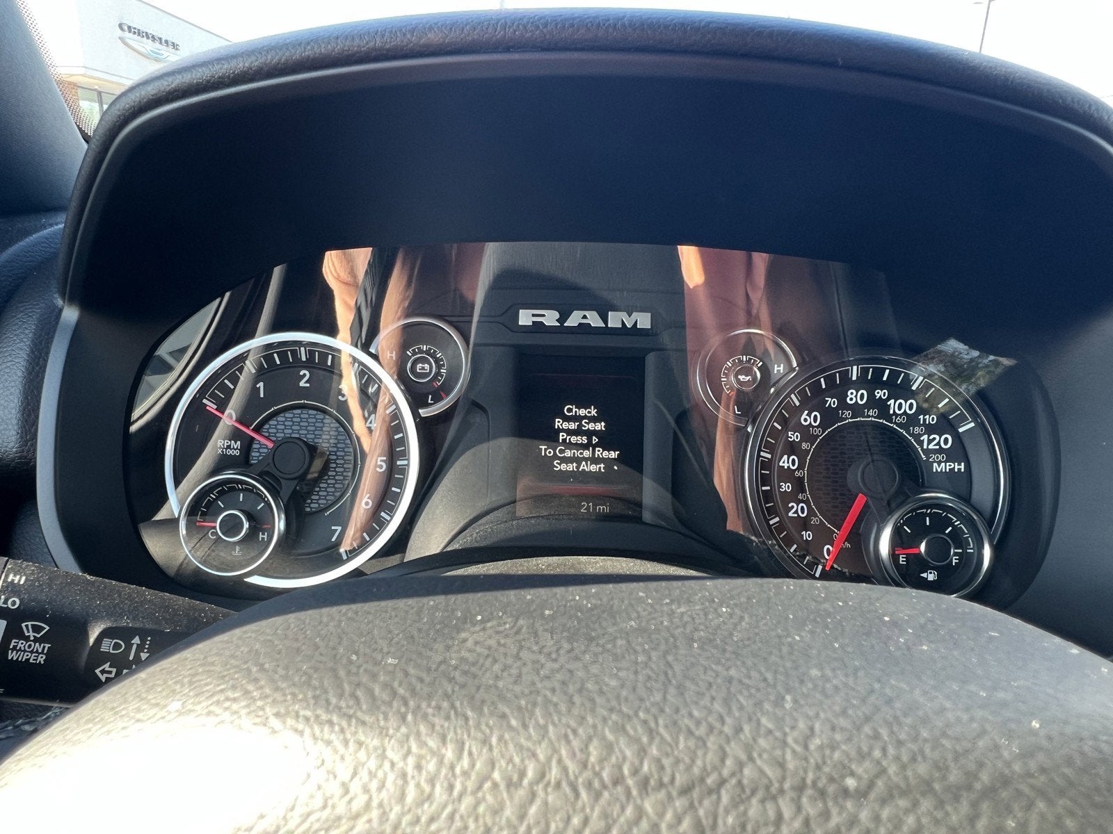 2025 RAM Ram 1500 RAM 1500 BIG HORN CREW CAB 4X4 5'7' BOX