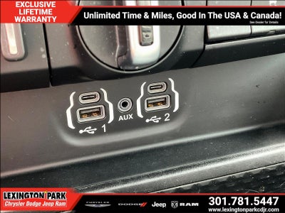 2021 RAM 1500 Big Horn Crew Cab 4x4 5'7' Box