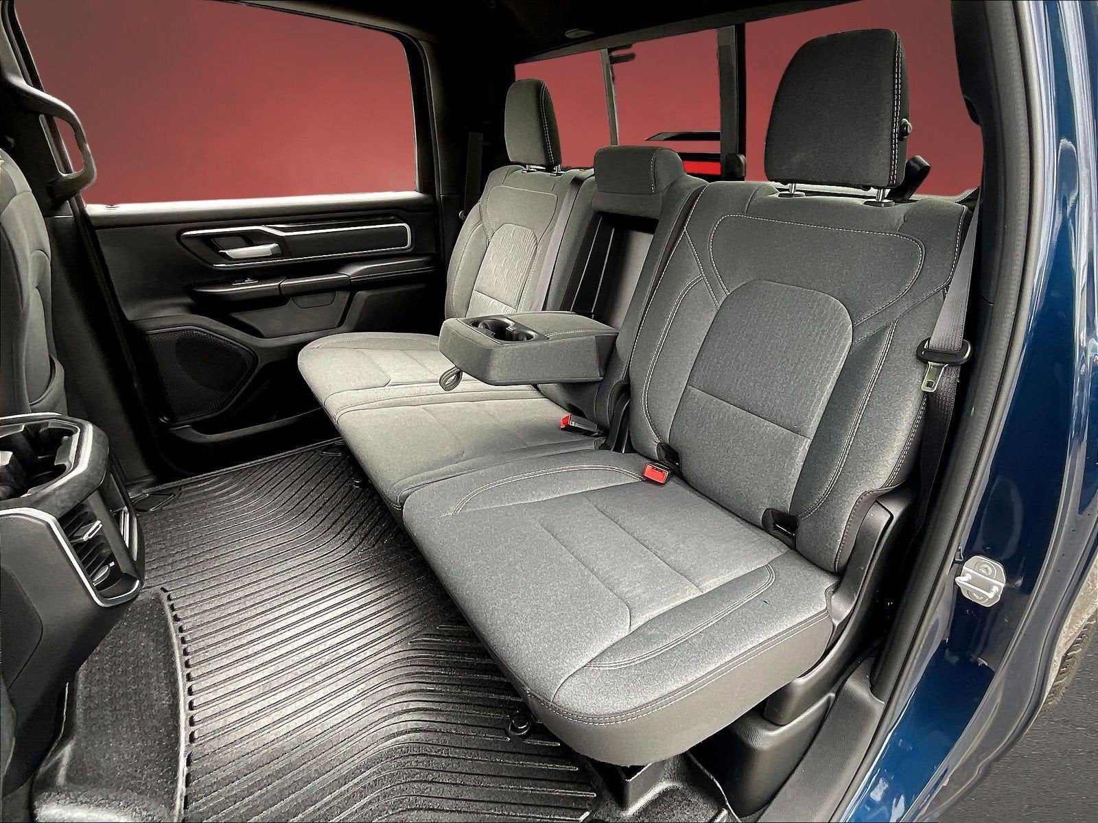 2021 RAM 1500 Big Horn Crew Cab 4x4 5'7' Box
