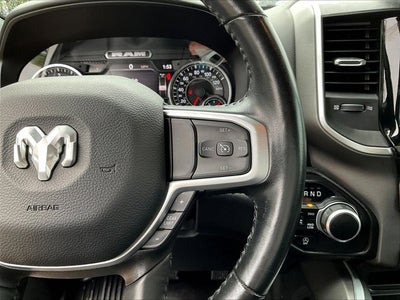 2022 RAM 1500 Big Horn Crew Cab 4x4 5'7' Box
