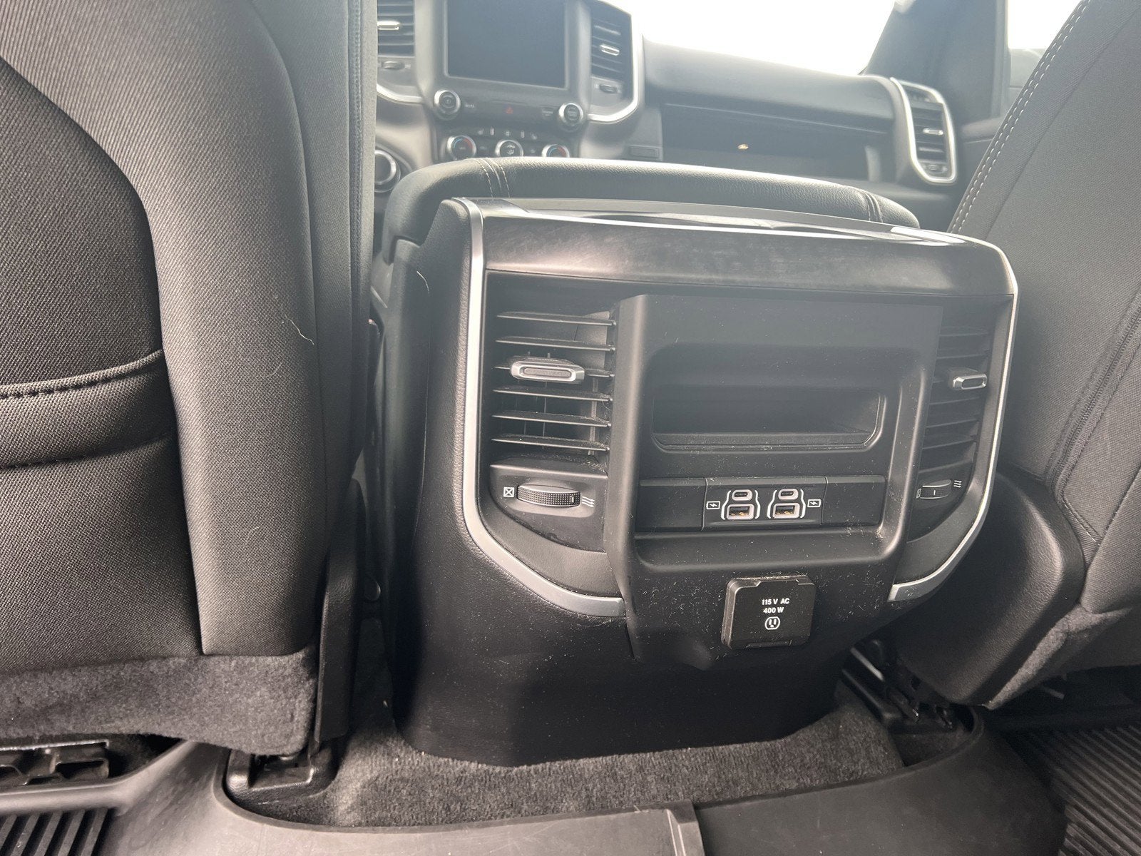 2021 RAM 1500 Big Horn Crew Cab 4x4 5'7' Box