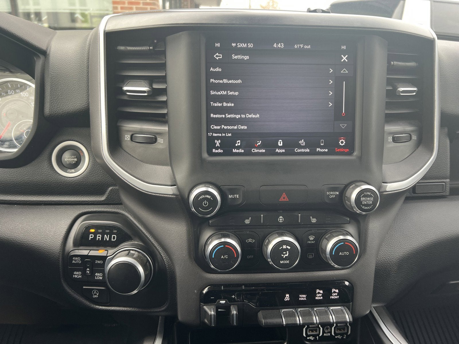 2021 RAM 1500 Big Horn Crew Cab 4x4 5'7' Box