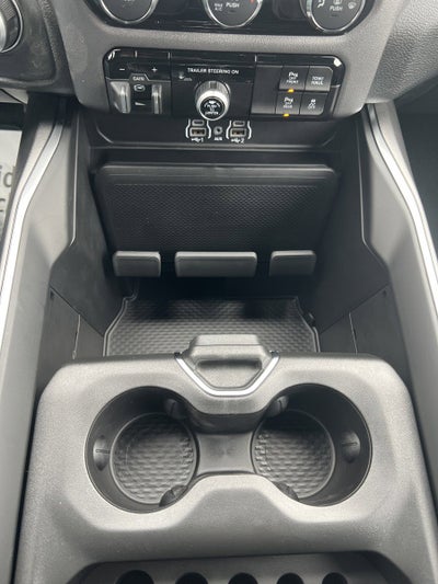 2026 RAM Ram 1500 RAM 1500 EXPRESS CREW CAB 4X4 5'7' BOX