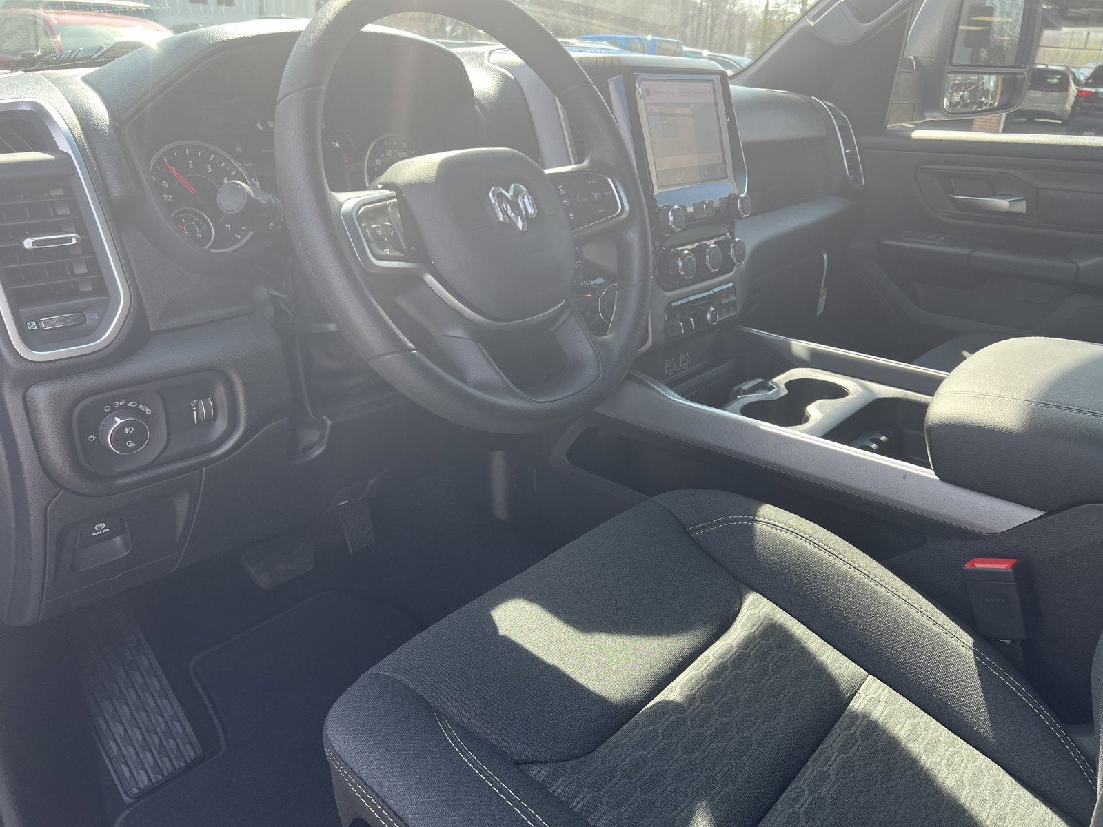 2026 RAM Ram 1500 RAM 1500 EXPRESS CREW CAB 4X4 5'7' BOX