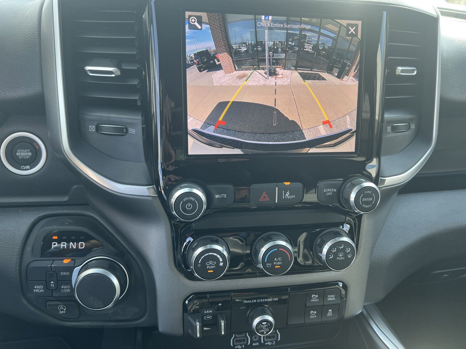 2026 RAM Ram 1500 RAM 1500 EXPRESS CREW CAB 4X4 5'7' BOX