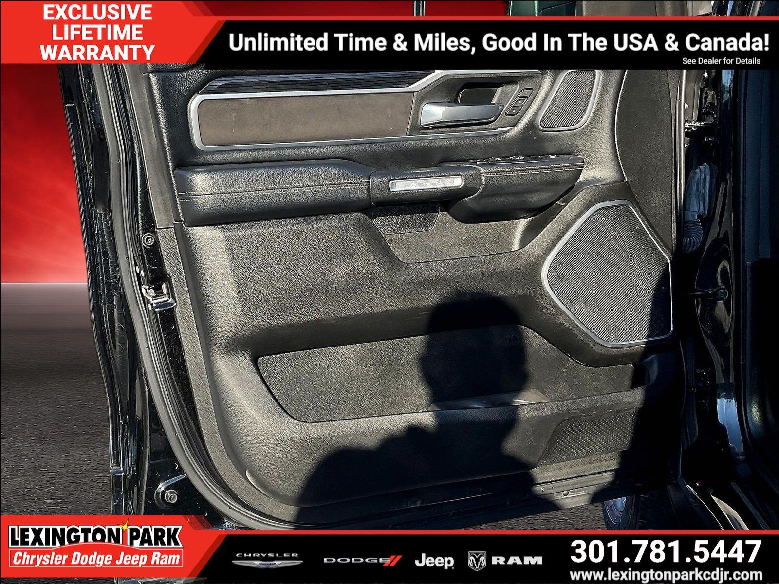 2023 RAM 1500 Laramie Crew Cab 4x4 5'7' Box