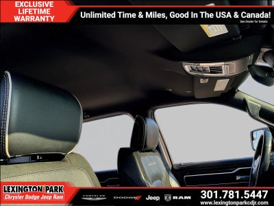 2023 RAM 1500 Laramie Crew Cab 4x4 5'7' Box