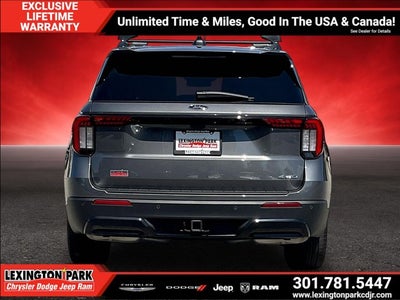 2025 Ford Explorer ST-Line