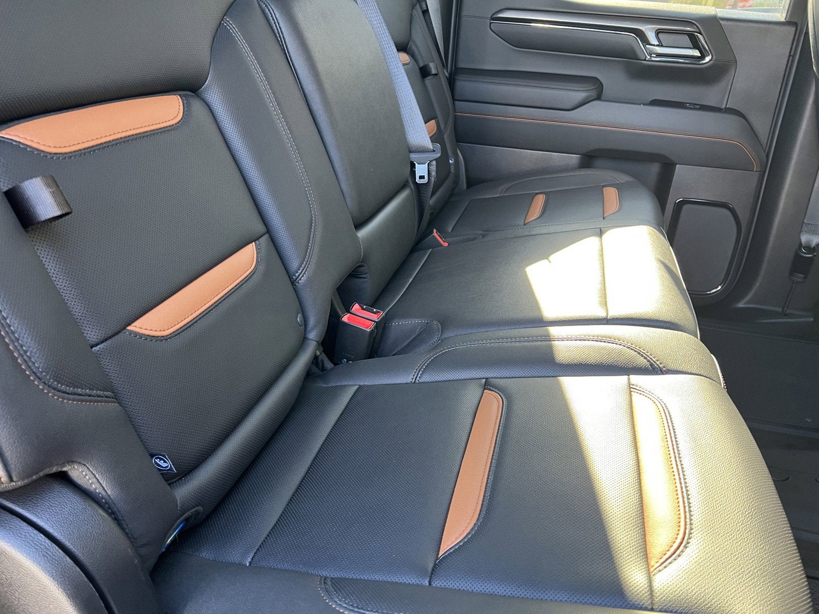 2022 GMC Sierra 1500 4WD Crew Cab Short Box AT4