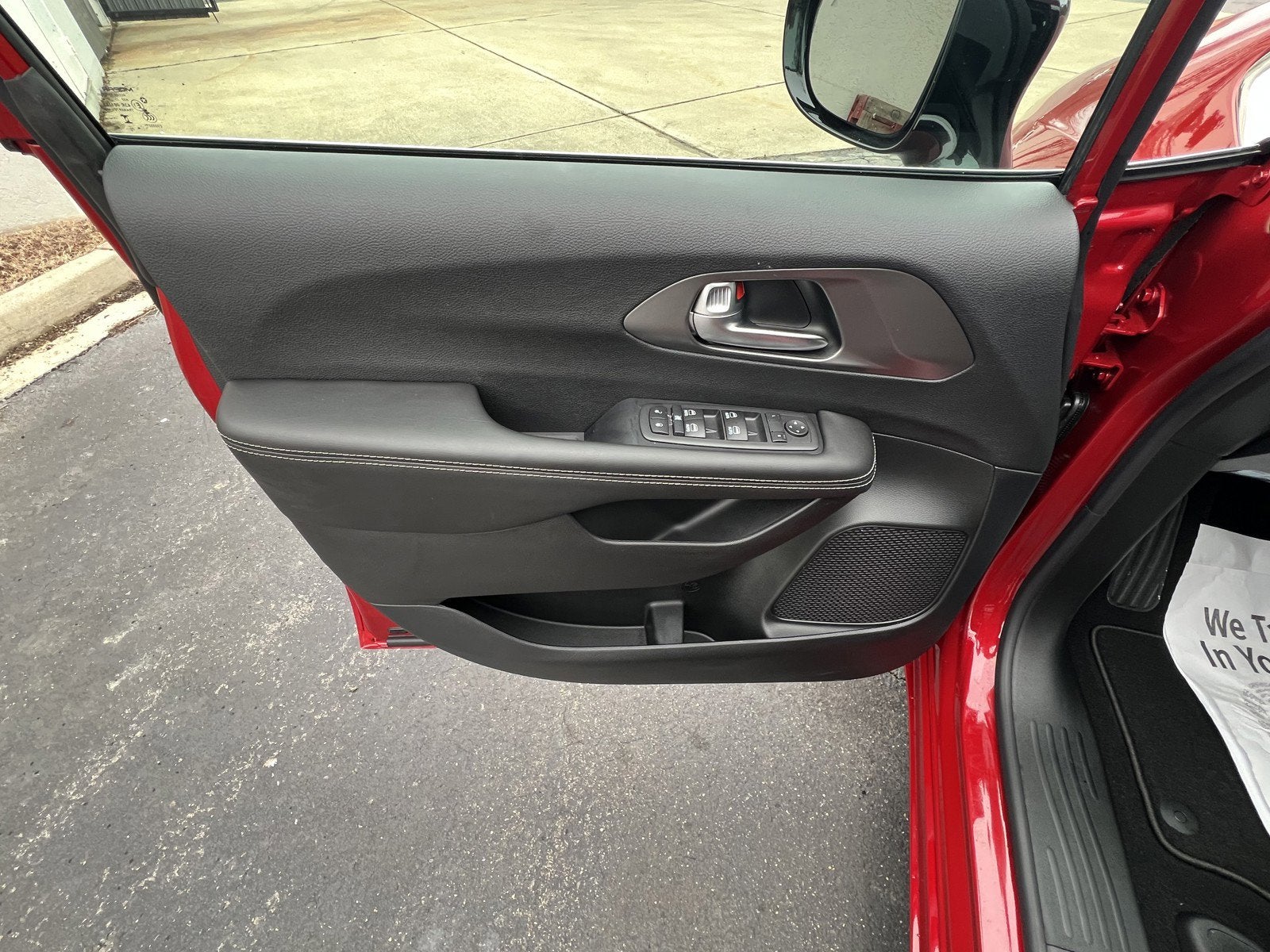 2026 Chrysler Voyager VOYAGER LX