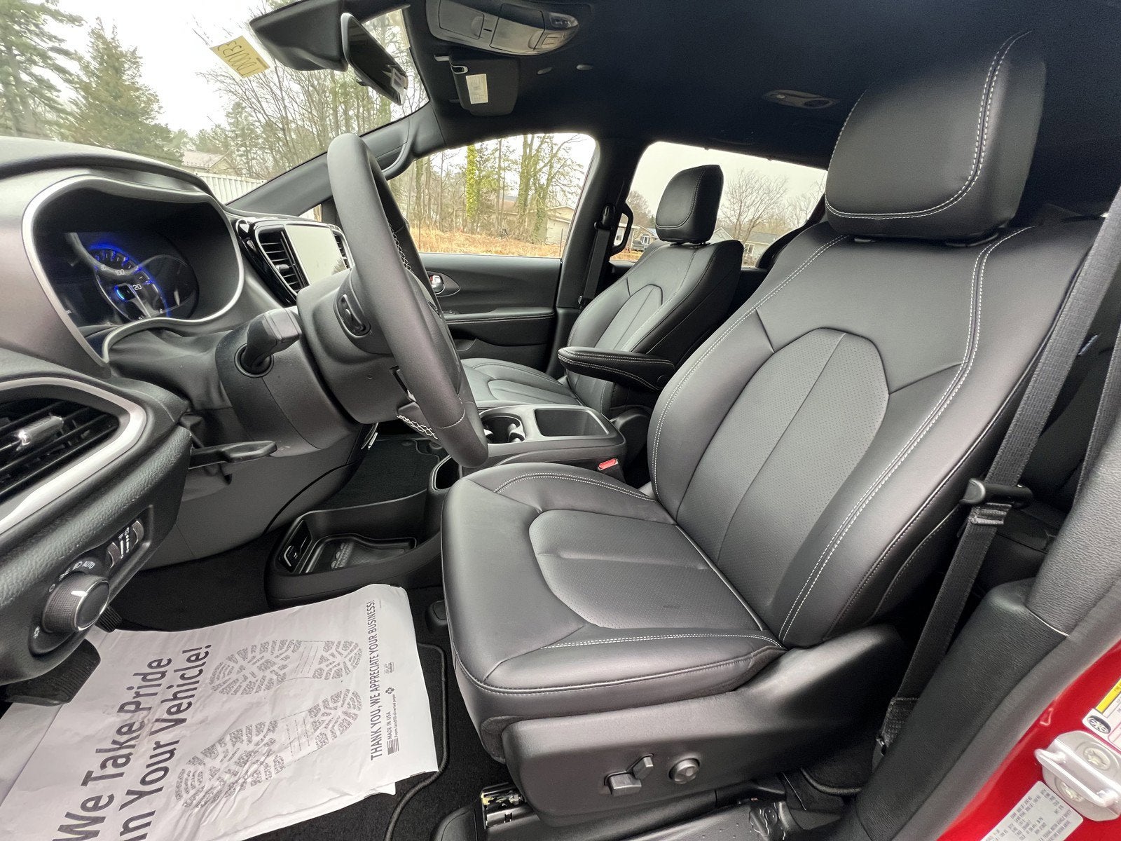 2026 Chrysler Voyager VOYAGER LX