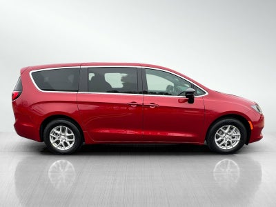 2026 Chrysler Voyager VOYAGER LX
