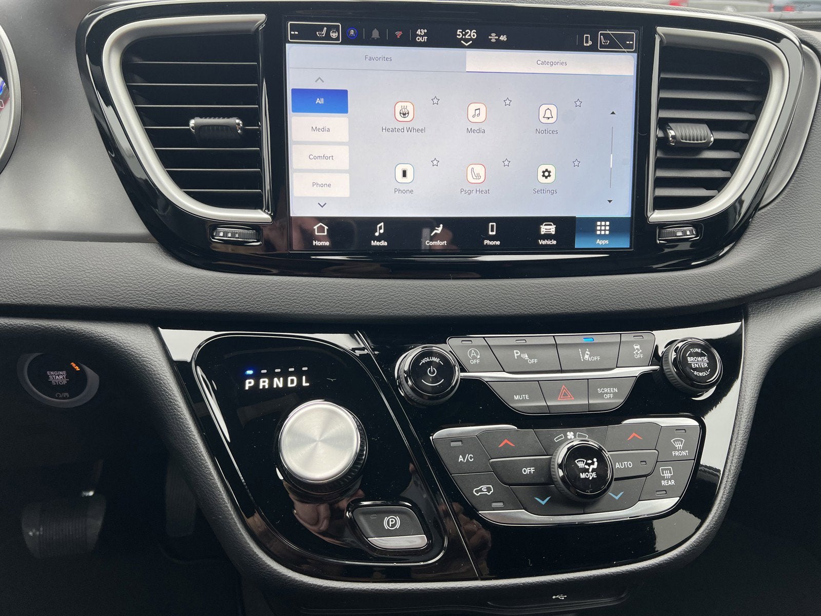 2026 Chrysler Voyager VOYAGER LX