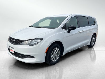 2026 Chrysler Voyager VOYAGER LX