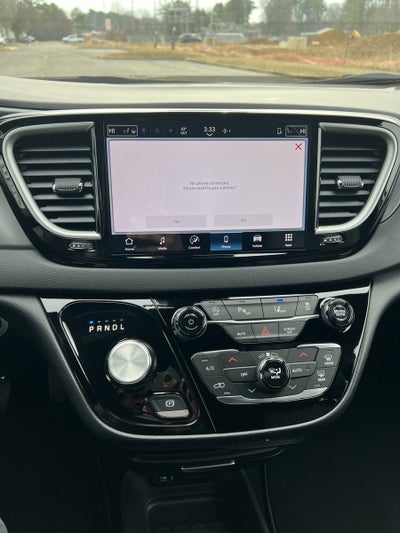 2026 Chrysler Voyager VOYAGER LX