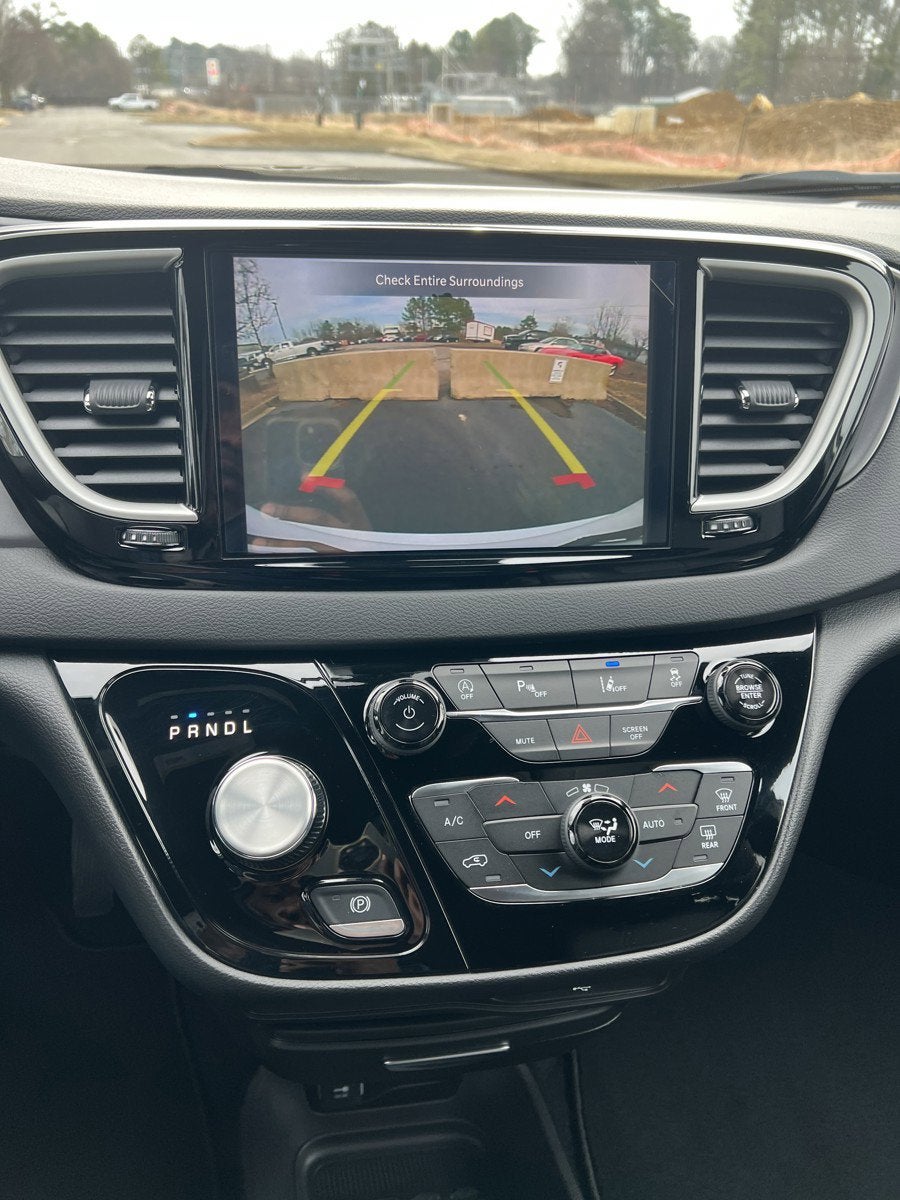 2026 Chrysler Voyager VOYAGER LX