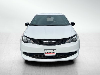 2026 Chrysler Voyager VOYAGER LX