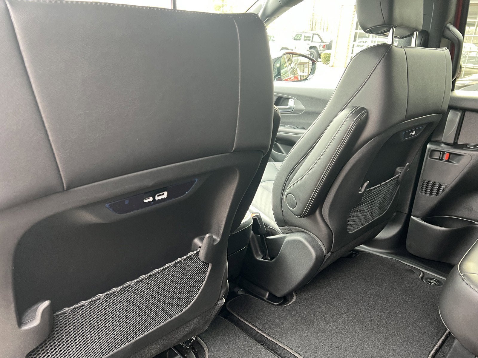 2026 Chrysler Pacifica PACIFICA SELECT AWD