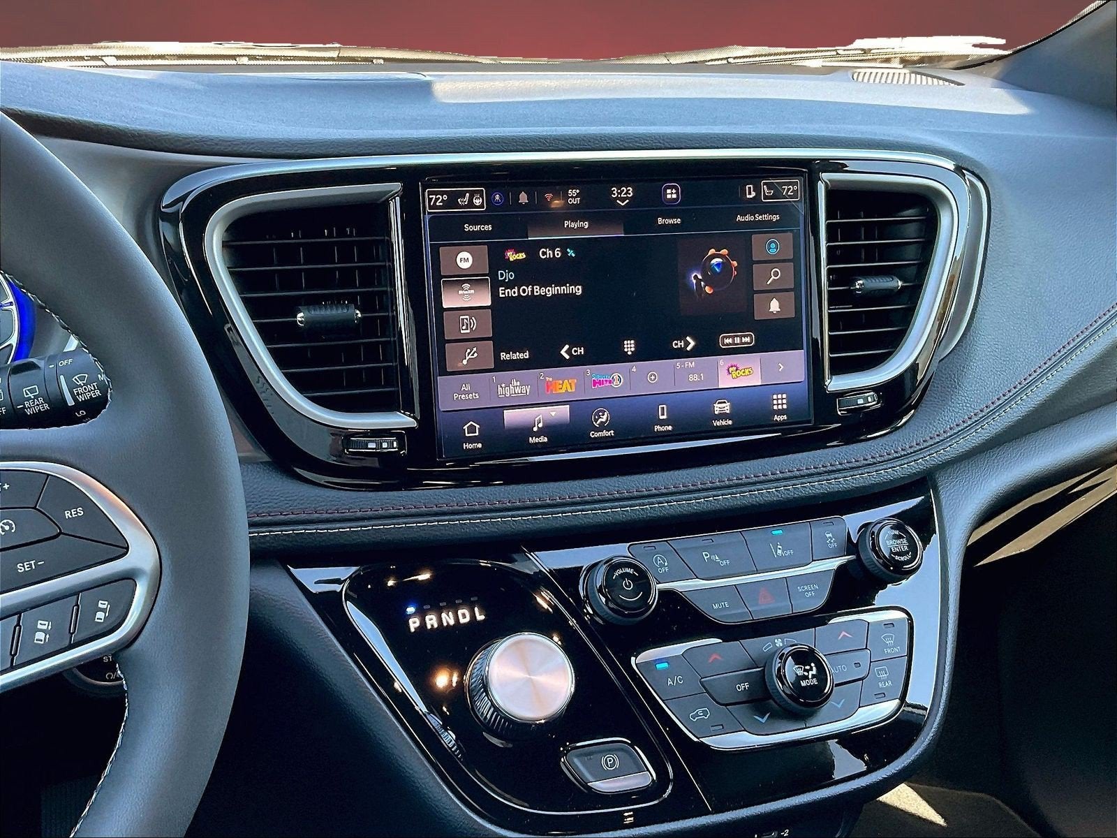 2027 Chrysler Pacifica PACIFICA SELECT AWD