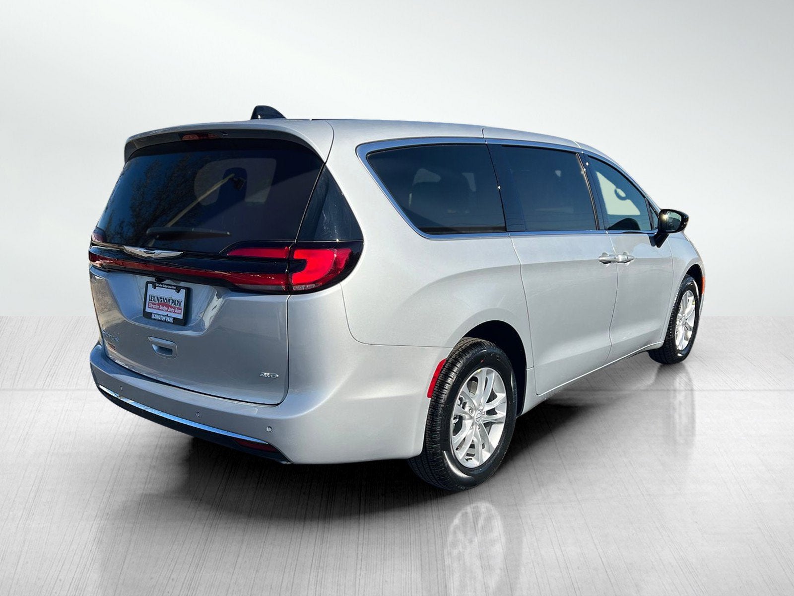 2026 Chrysler Pacifica PACIFICA SELECT AWD