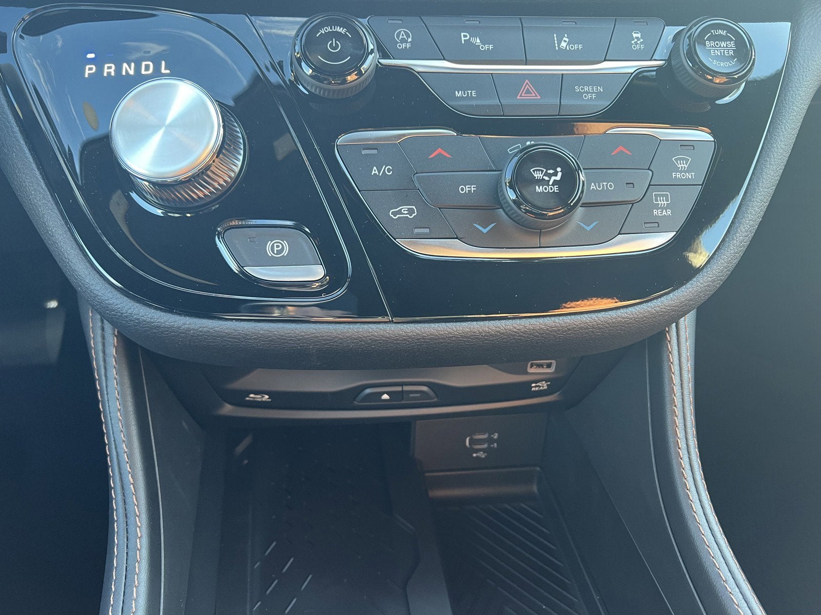 2026 Chrysler Pacifica PACIFICA PINNACLE AWD