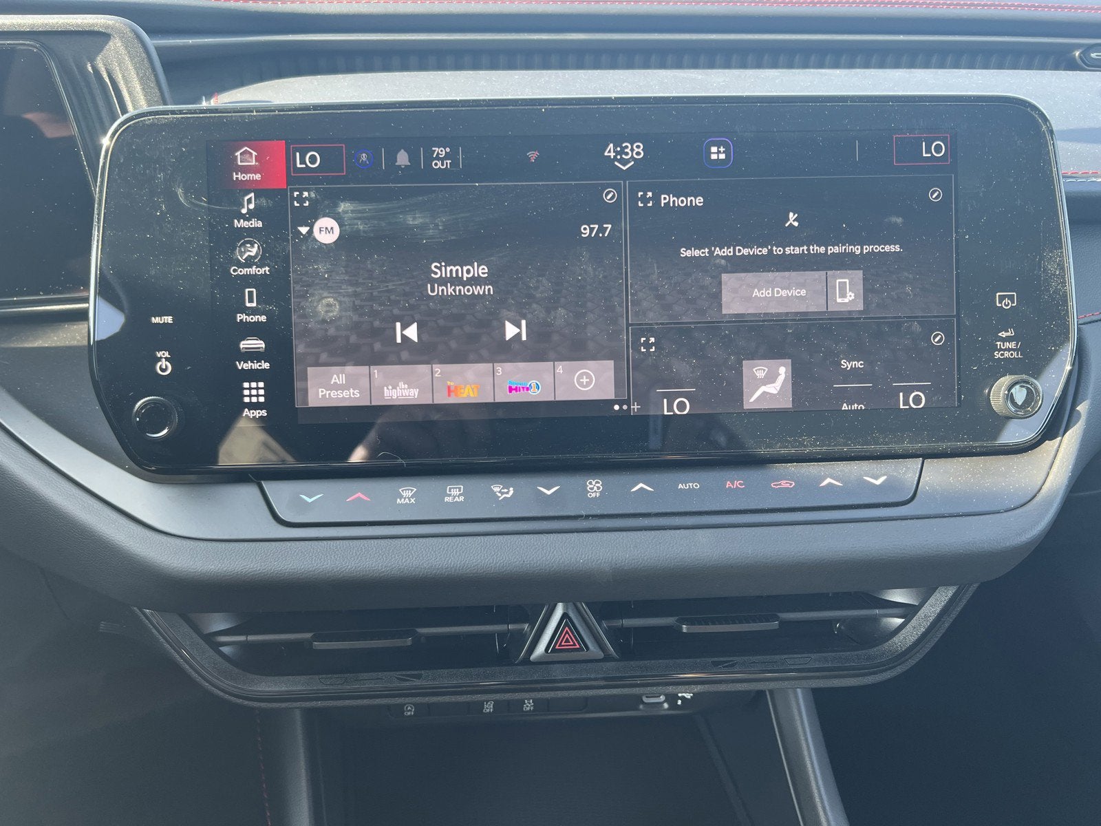 2026 Jeep Cherokee CHEROKEE LAREDO 4X4