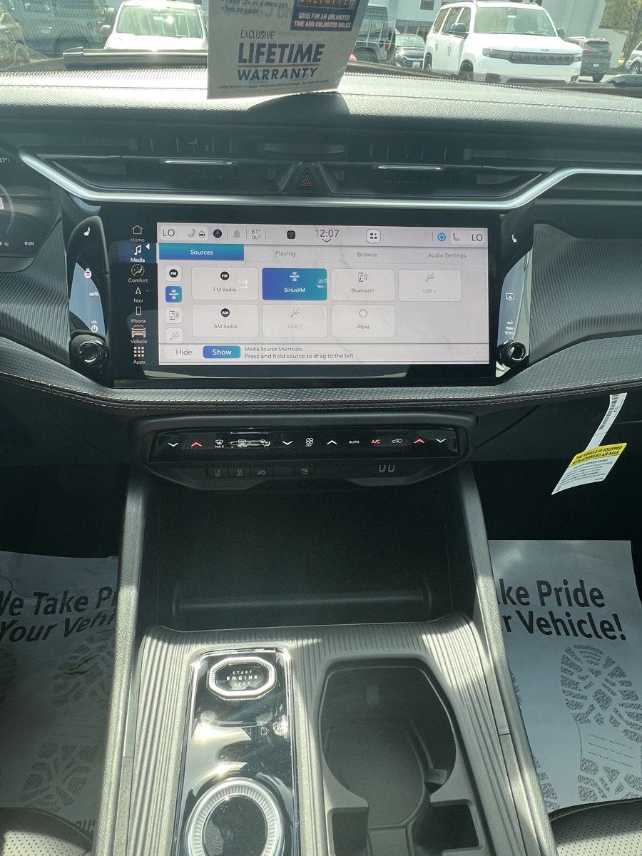 2026 Jeep Cherokee CHEROKEE OVERLAND 4X4