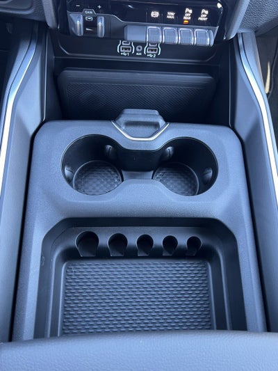 2025 RAM Ram 2500 RAM 2500 BIG HORN CREW CAB 4X4 6'4' BOX