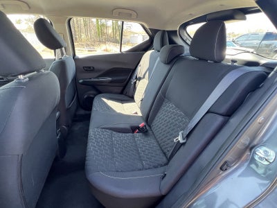 2022 Nissan Kicks S Xtronic CVT