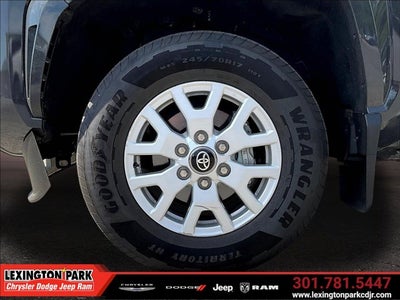 2025 Toyota Tacoma SR5