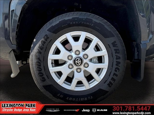 2025 Toyota Tacoma SR5