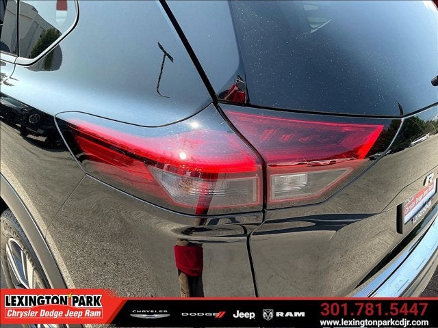 2023 Nissan Rogue SL FWD