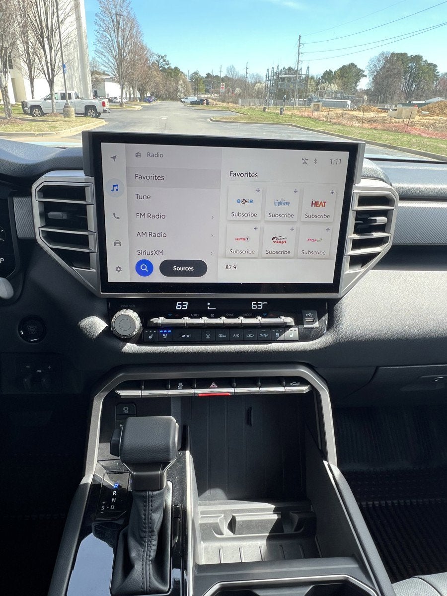 2026 Toyota Tundra Limited CrewMax 5.5' Bed