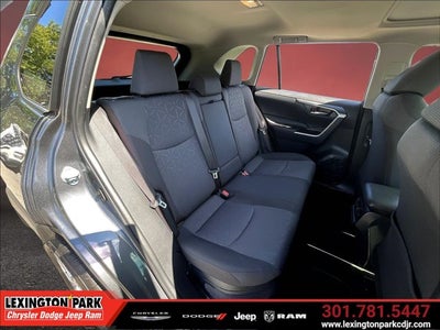 2021 Toyota RAV4 Hybrid XLE