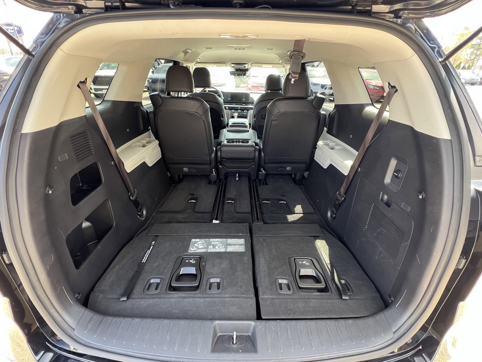 2024 Kia Carnival MPV LX Seat Package